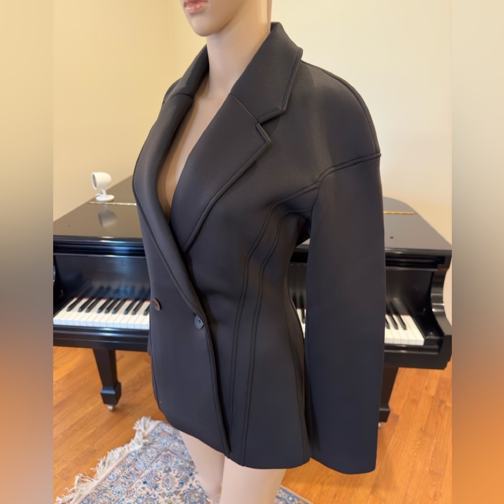 NWT Luxury Minimalist Streetwear Blogger’s Favorite Zara Neoprene Effect Jacket - Picture 11 of 11